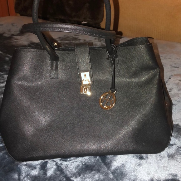 🤗Henri Bendel - Picture 3 of 7